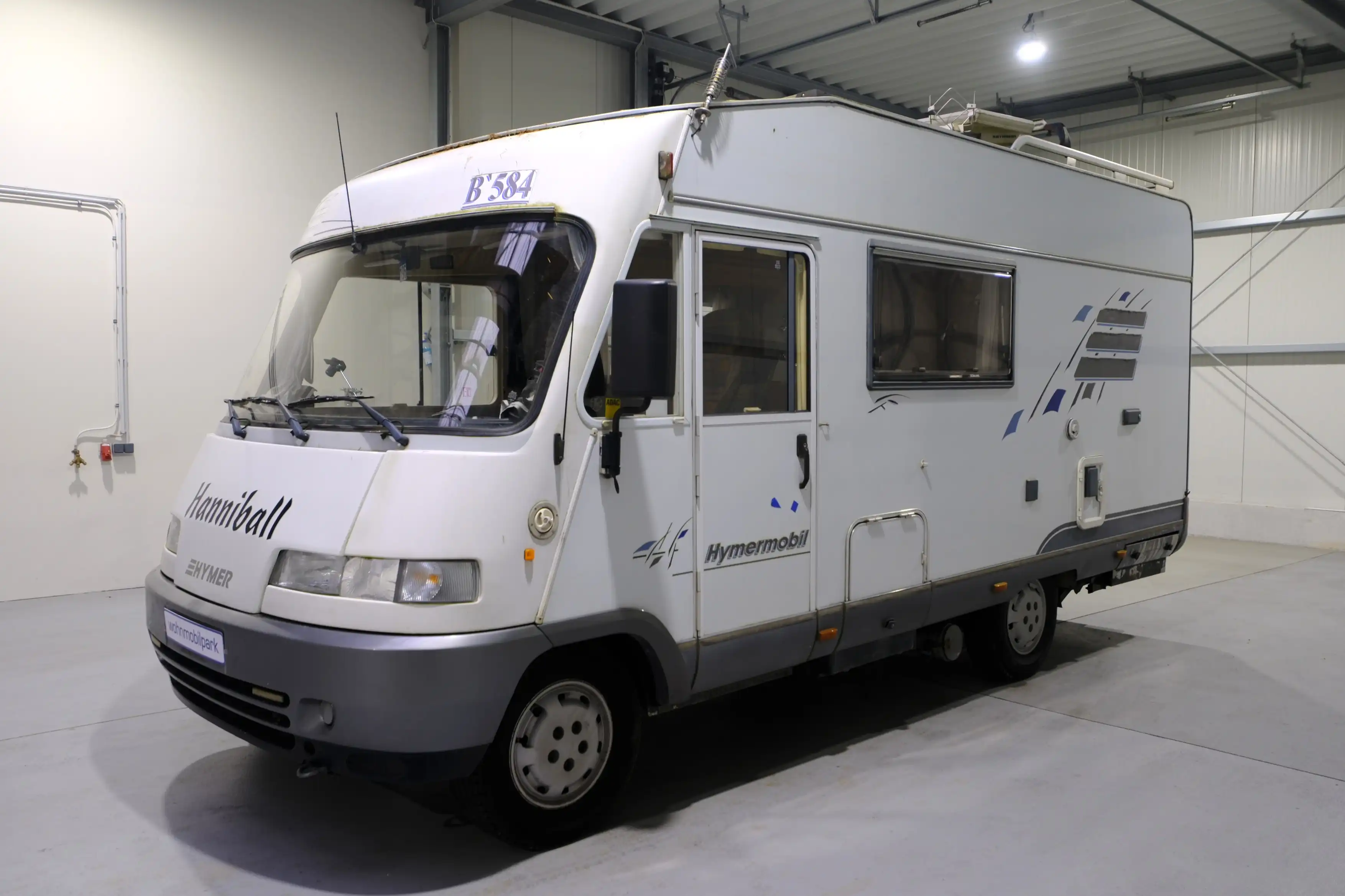 HYMER-ERIBA B 584